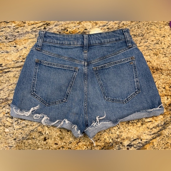 Madewell Jean Shorts Women’s Size 24 The Curvy Perfect Short Cuffed High Rise - Picture 2 of 11